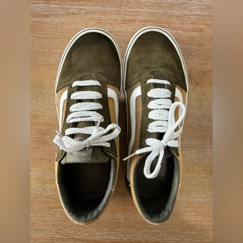 Vans Women Size 7 Old Skool Sneaker Shoes Green Brown - Picture 2 of 8